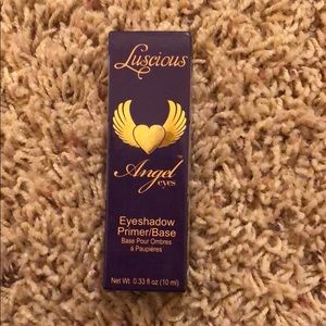 Luscious eyeshadow primer